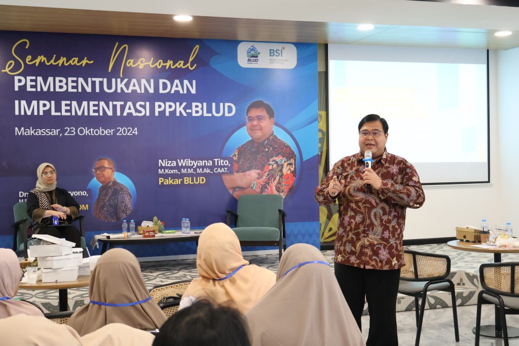 Seminar Nasional "Pengelolaan Keuangan BLUD" sukses di Makassar.