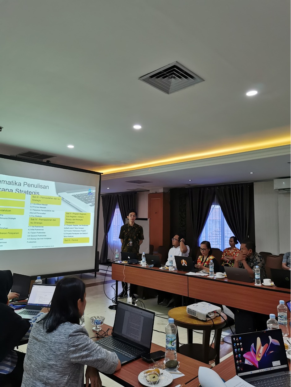 Mengungkap Rahasia Kesuksesan BLUD Korelasi antara Rencana Strategis dan Laporan Keuangan 2